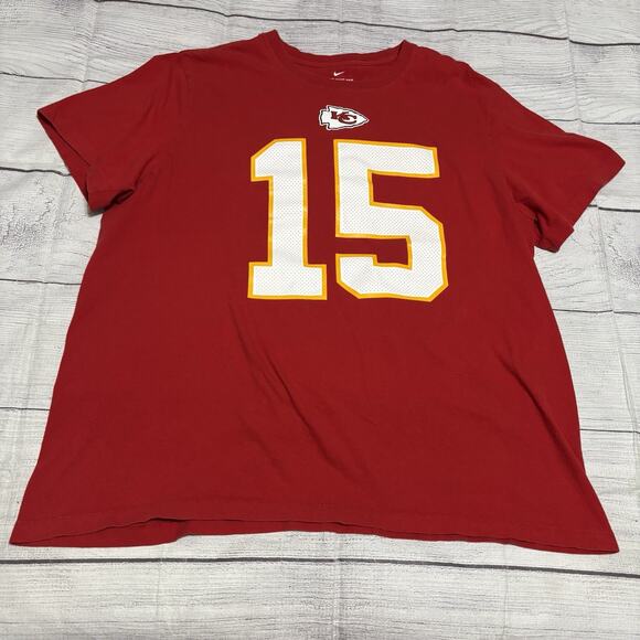 Nike The Tee NFL Kansas City Chiefs Patrick Mahomes #15 Mens Size XXL Jersey T - Picture 1 of 6